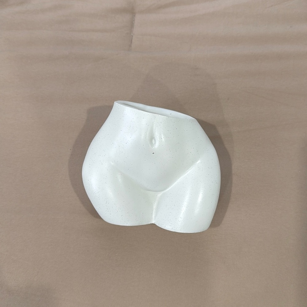 Mini Female Body Shaped Planter- plant pot / flower pot / home decor / mini vase